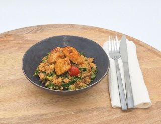 Bulgursalat mit Harissa-Hähnchen