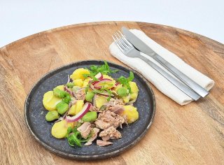 Kartoffelsalat mit Thunfisch und Bohnen