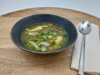 Oma Idas Frühsommersuppe