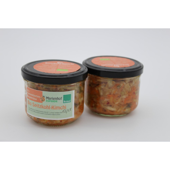 Bio Spitzkohl-Kimchi im Glas