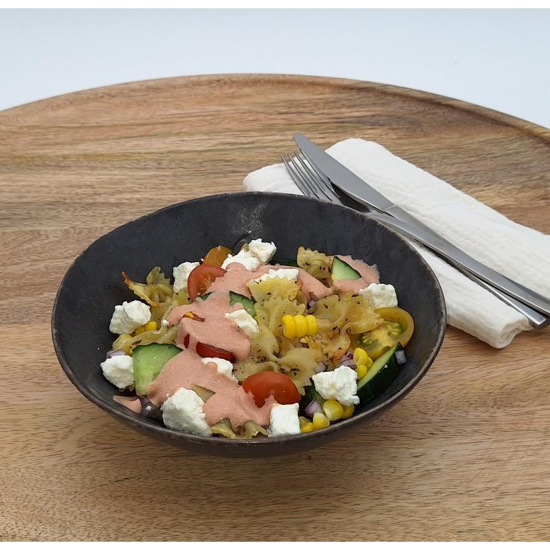 Sommerlicher Pastasalat